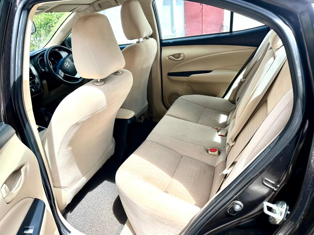 Toyota yaris - Image 5